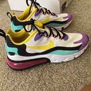 Nike Air Max 270 React